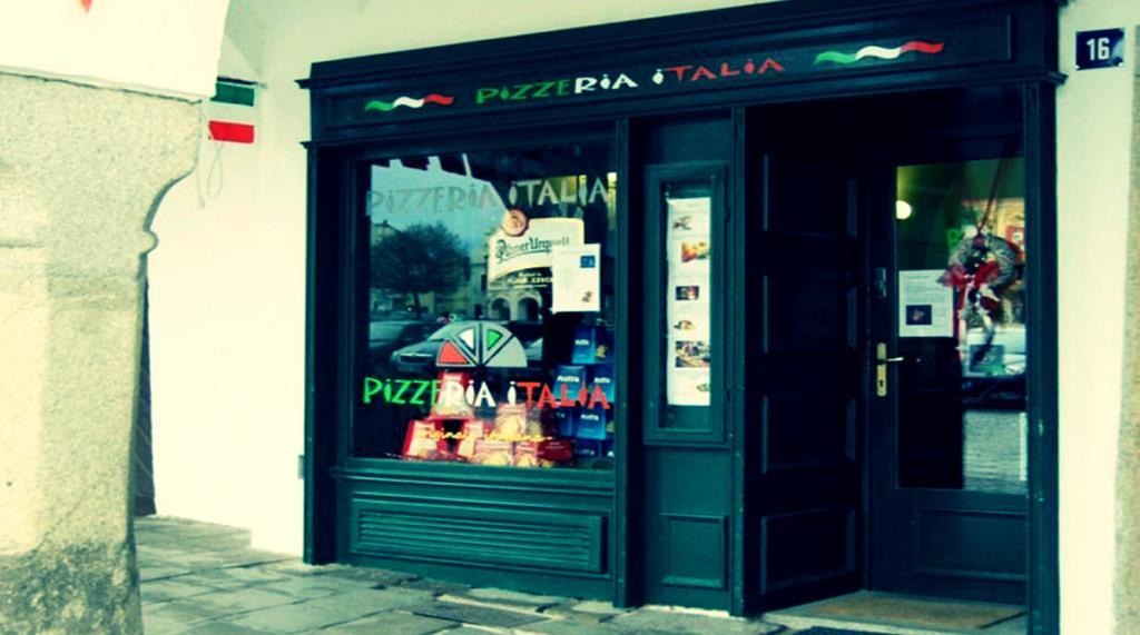 Penzion Pizzeria Telc Ngoại thất bức ảnh